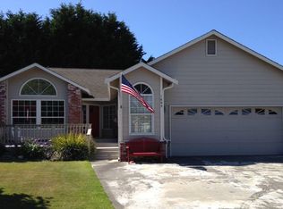 1695 Noble Ct, McKinleyville, CA 95519
