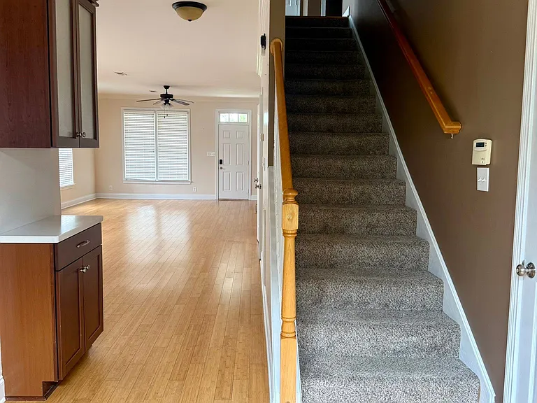 120 Bogard Ln — Photo 2
