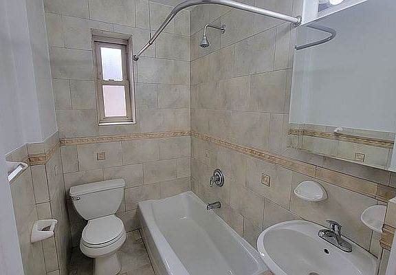 4th image of 48-55 43rd St APT 6H