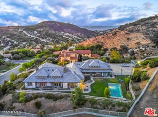 3300 Cordova Dr, Calabasas, CA 91302