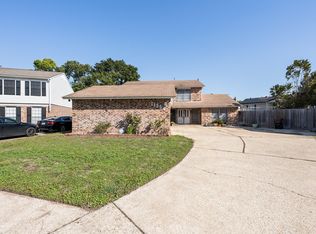 11354 White Gate Ln, Houston, TX 77067