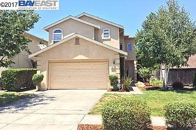 581 Hoover Ct photo 1