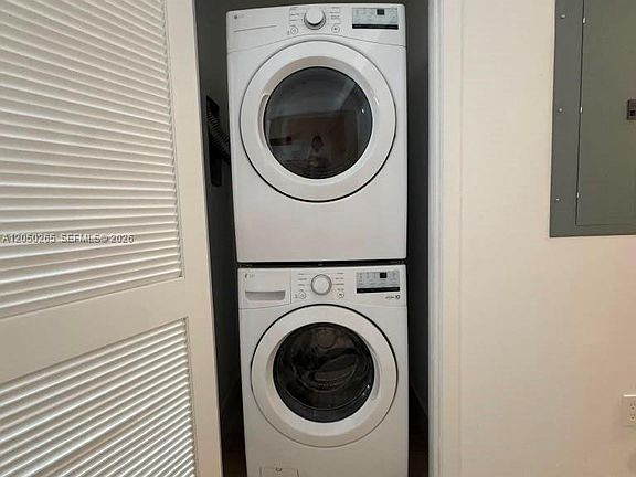 3rd image of 90 NE 32nd St #210
