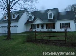 215 Maple Ln, New Bloomfield, PA 17068