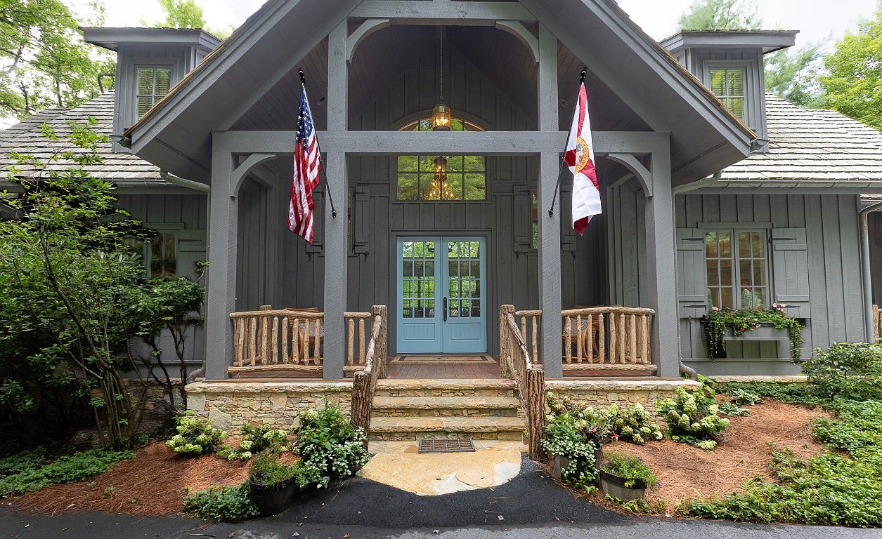 1960 High Mountain Drive