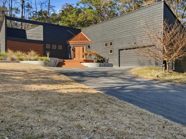 3313 Reading Ln, Tallahassee, FL 32312