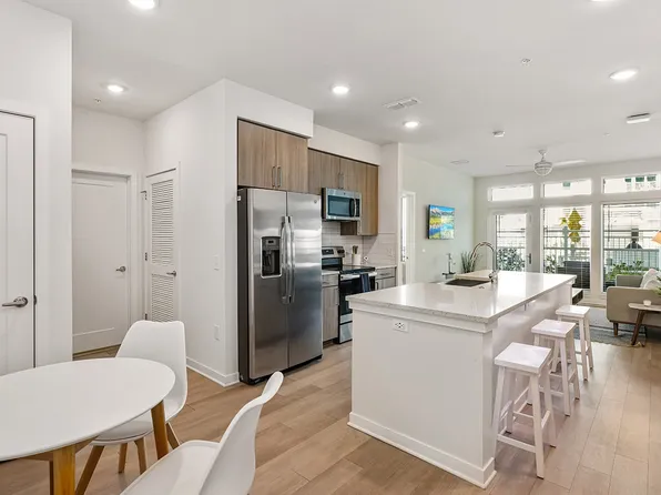 Sur Club Apartments
