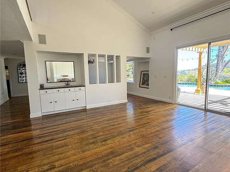 24508 Park Granada — Photo 19