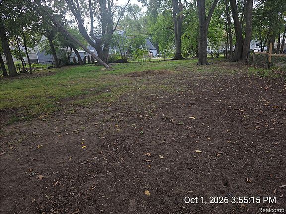 3rd image of 2840 Boldt St