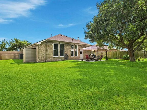 5th image of 3204 Meadow Bay Ln