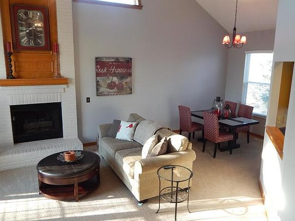 5th image of 3230 Prairie Gardens Dr