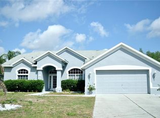7955 Roundelay Dr, New Port Richey, FL 34654