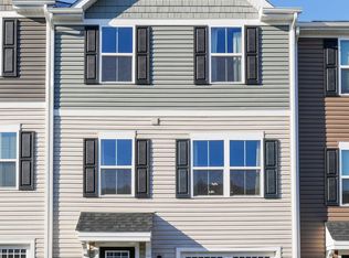 24 Sebago Pl, Martinsburg, WV 25403