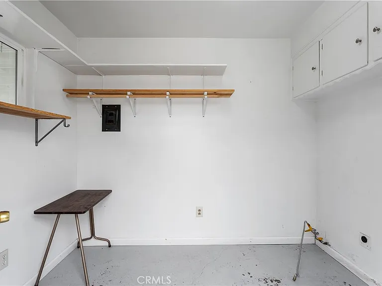 270 S 1st Ave — Photo 32
