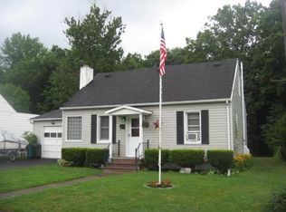 117 S Circle Dr, Vestal, NY 13850