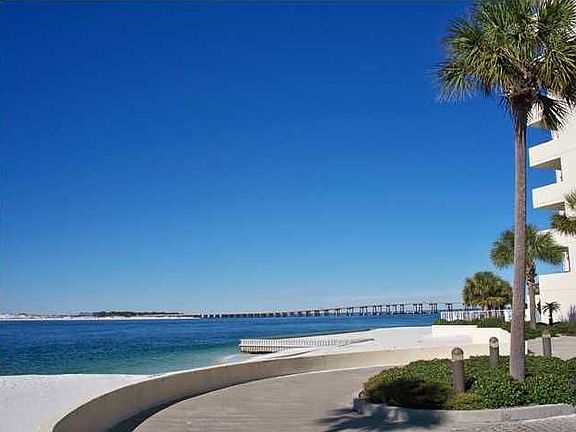 2nd image of 110 Gulf Shore Dr Unit 121