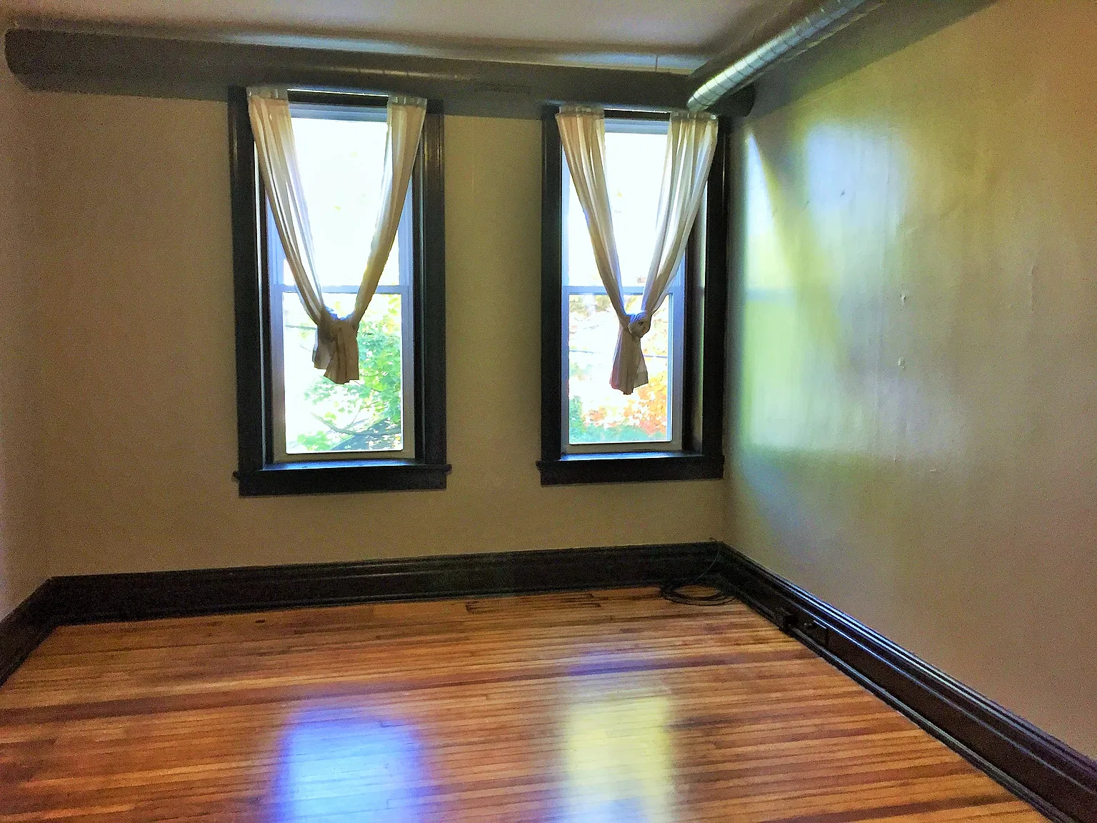 7033 Meade Pl — Photo 4