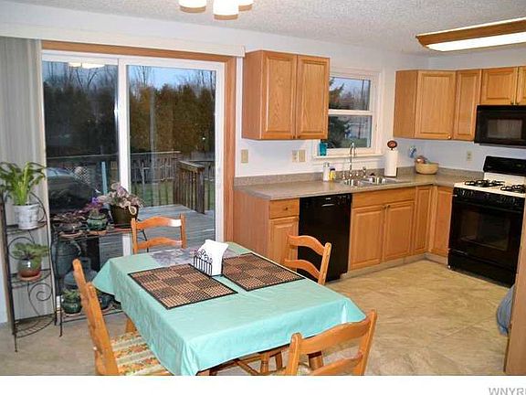 2nd image of 68 Chapel Glen Dr