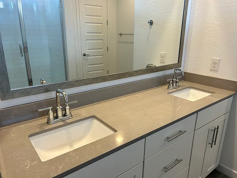 560 E Cactus Wren Dr — Photo 44