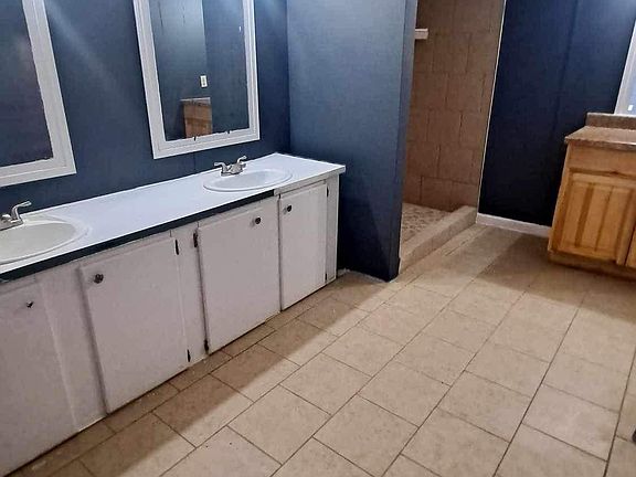 4th image of 11301 W Windsong Dr