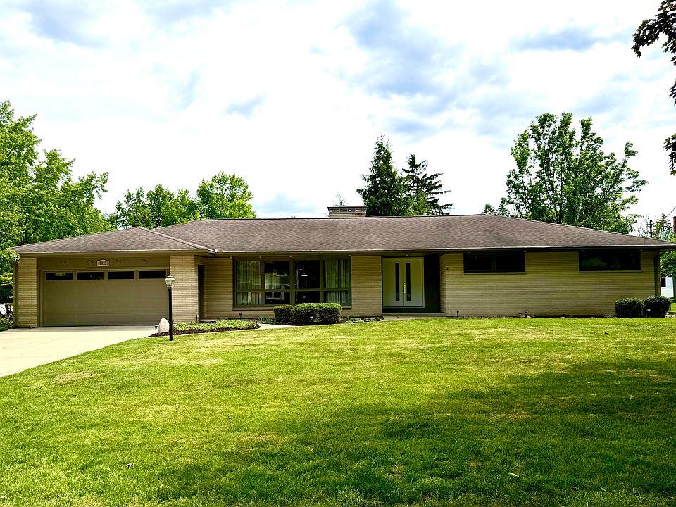 1st image of 1935 Skyler Dr