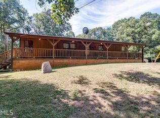 2068 Lipscomb Lake Rd, Pendergrass, GA 30567