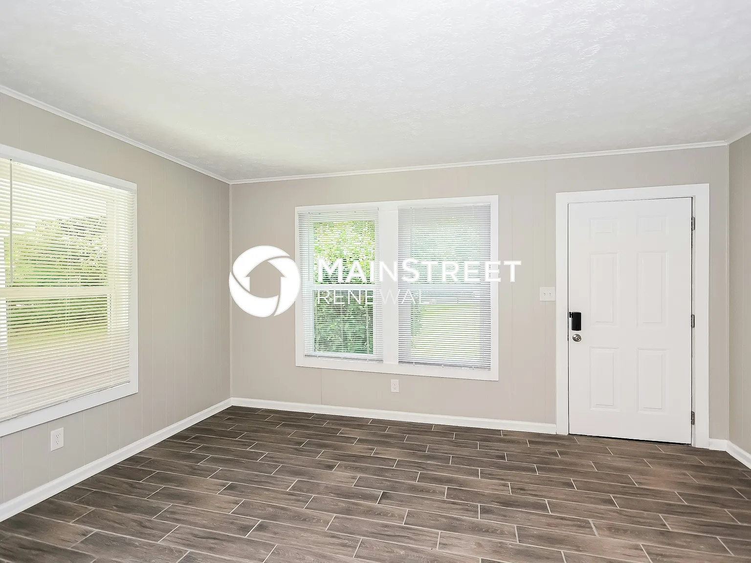 1200 Willow Ct Nw — Photo 4