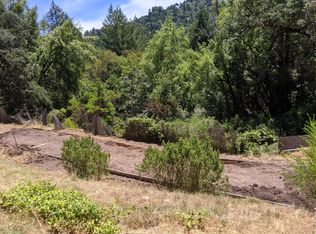 297 Oakcrest Dr, Garberville, CA 95542