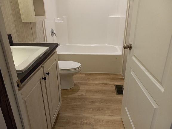 5th image of 1267 Avenue A 149