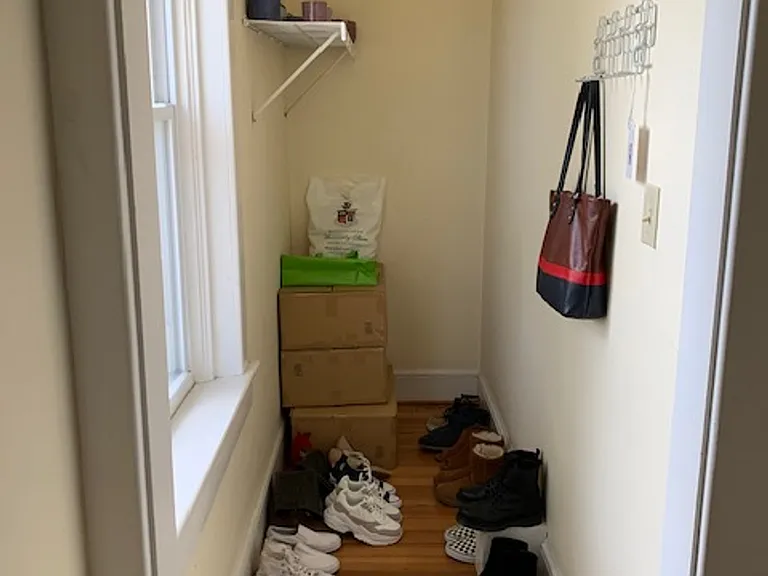 215 N Lewis St — Photo 13