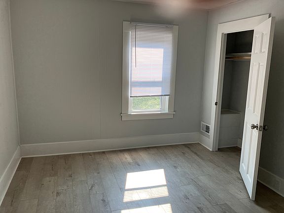 3rd image of 671-677 E Euclid Ave