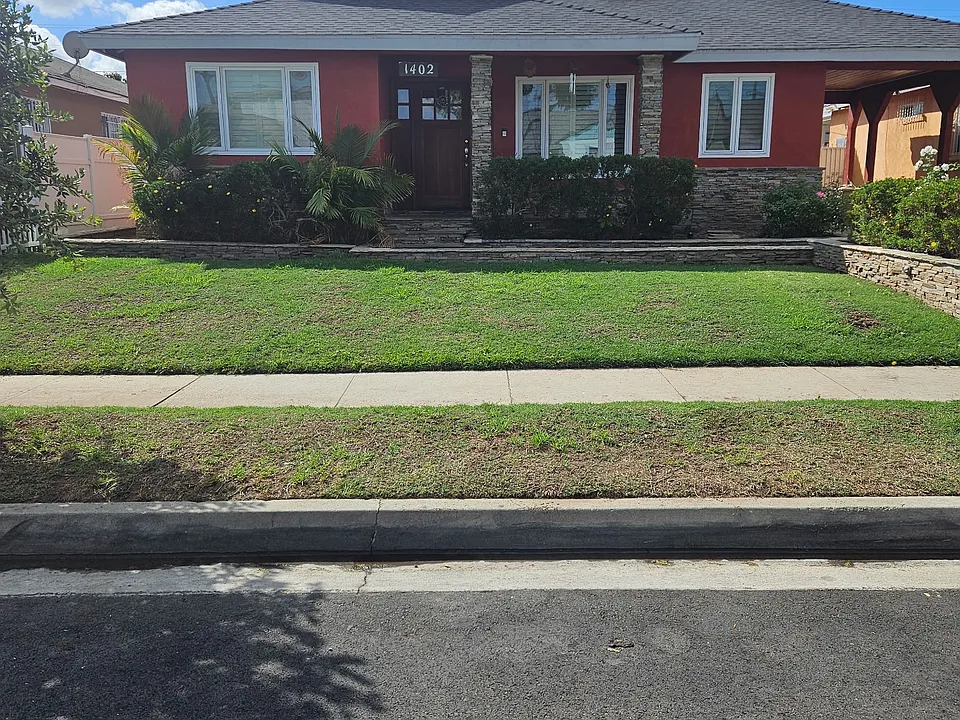 1402 W Piru St