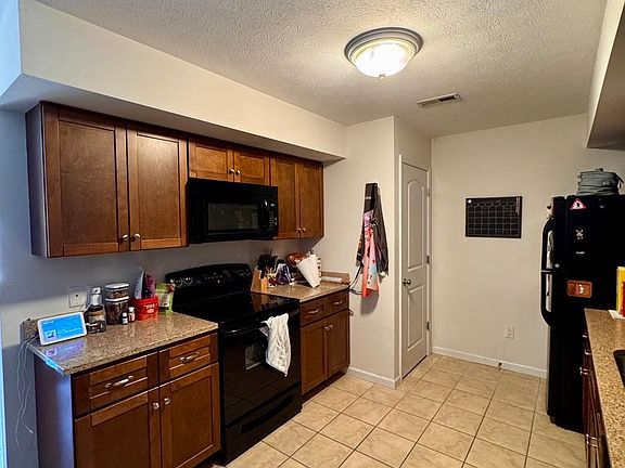 5th image of 1029 Shenandoah St APT 108