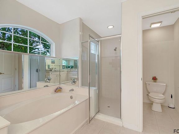 5th image of 155 Birchwood Dr