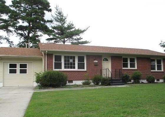 1st image of 1617 Loren Cres