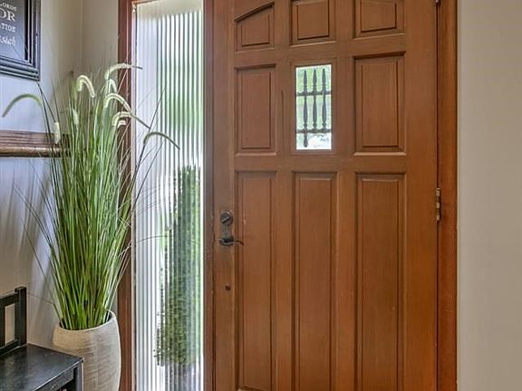 4th image of 3505 S 107th Avenue Cir