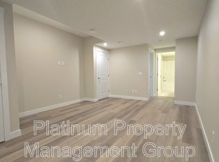491 Union Ave SE UNIT B, Calgary, AB T3M3W5