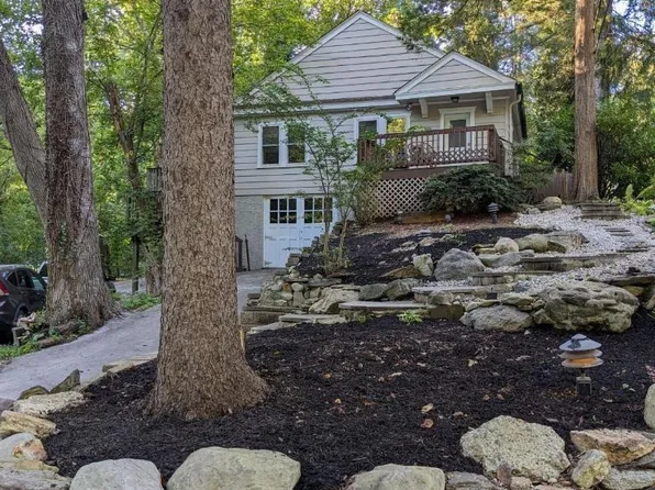 2031 Harts Ln, Conshohocken, PA 19428