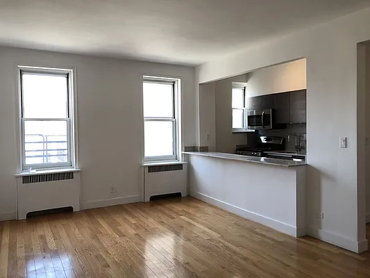 Rented by Stonehenge NYC LLC | media 10