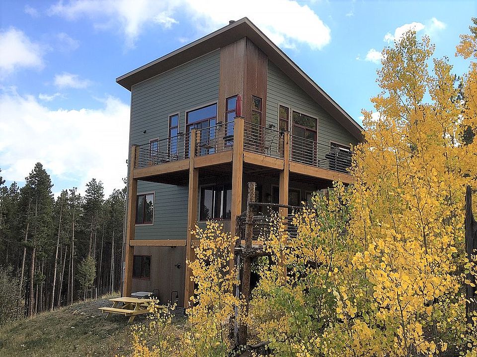 2nd image of 95 Valley View Dr