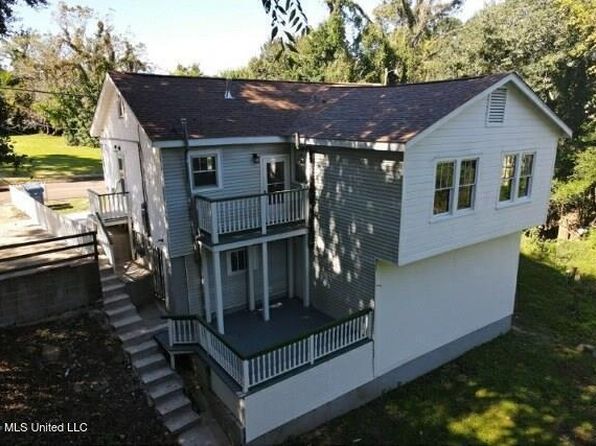 1013 Main St, Natchez, MS 39120