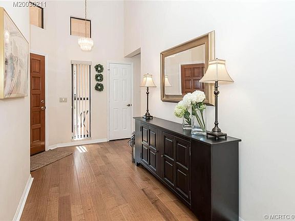 3rd image of 2778 SW Mariposa Cir