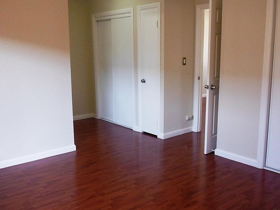 4th image of 2752 Kollmar Dr APT 25