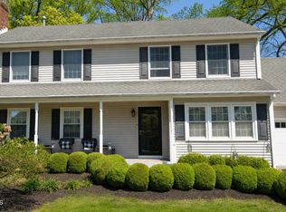 18 Standish Drive, Howell, NJ 07731