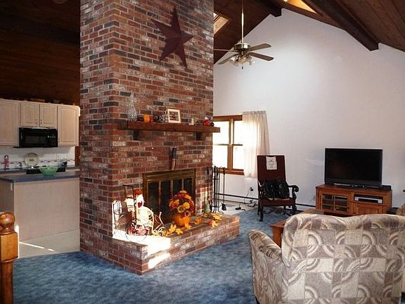 Center fireplace