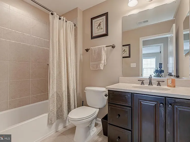 5964 Manorview Way — Photo 40