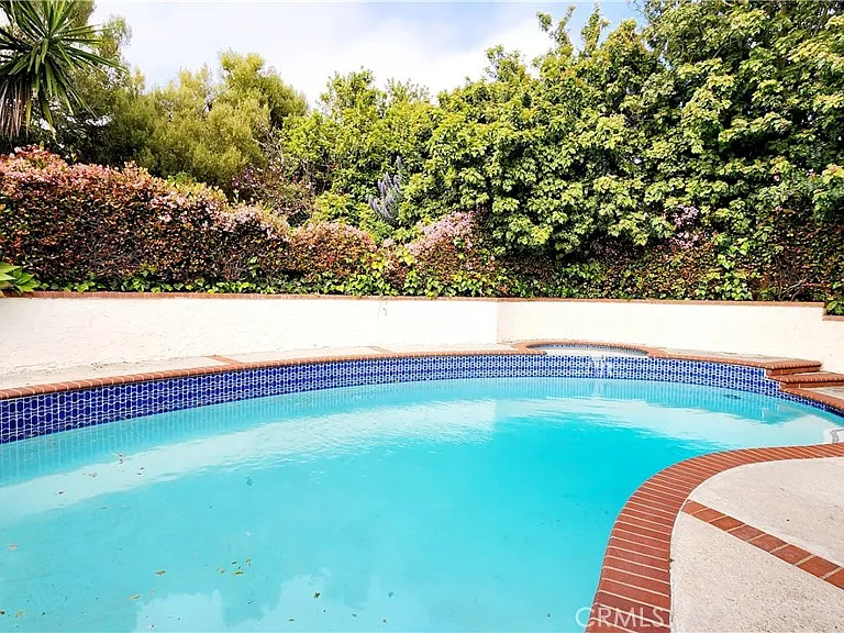 6327 Sattes Dr — Photo 40