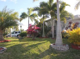 3828 SW 11th Pl, Cape Coral, FL 33914