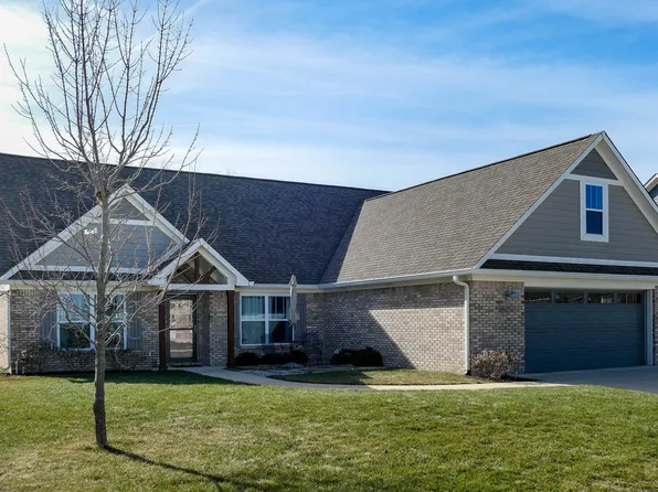 4667 W Meadows Ln, New Palestine, IN 46163