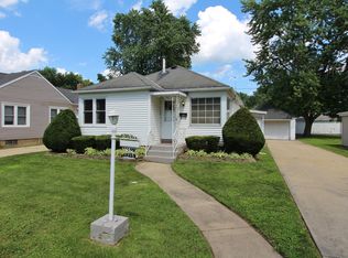 1215 Butler St, Morris, IL 60450